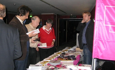 091120_DVG-BB_im_MUGV Der Stand von DVG und DBB im UCI-Kino